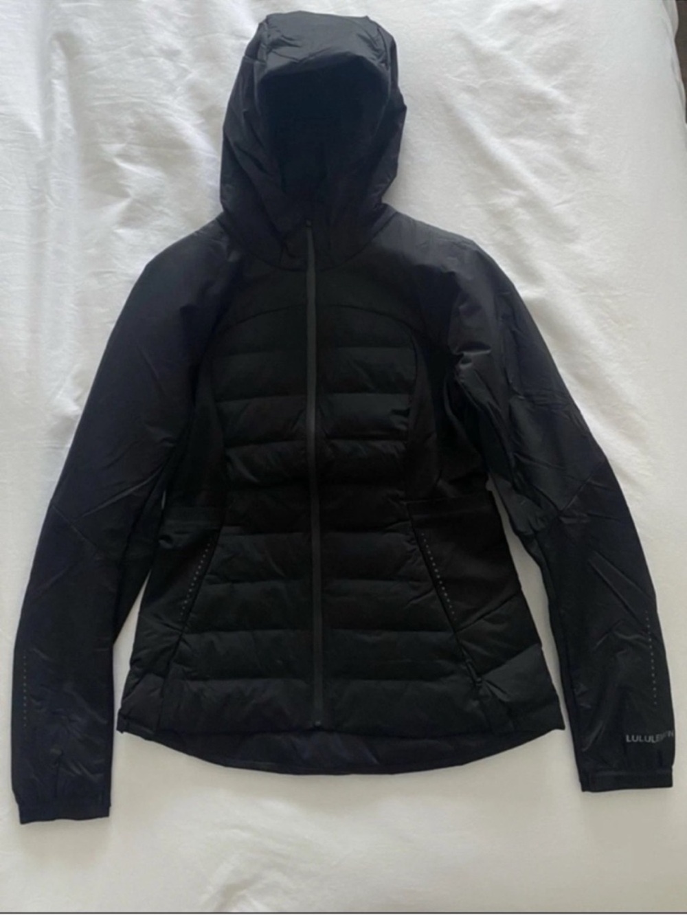 NWT Lululemon Women’s Down For It All Jacket Size 10 Black - Picture 2 of 8